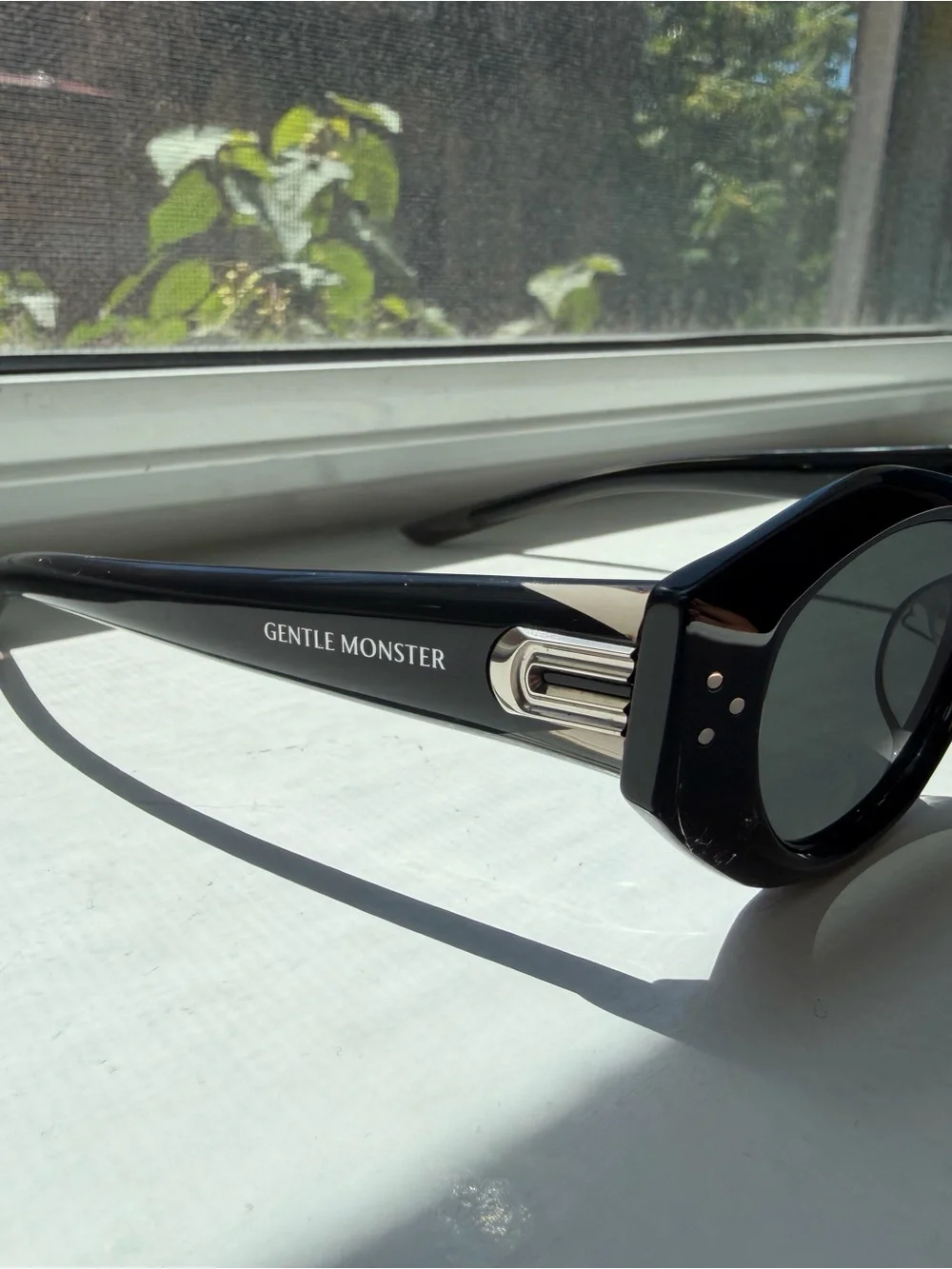 GENTLE MONSTER Black Slim Cat-Eye Sunglasses